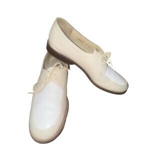 Cole Haan White/Beige Spectator Apron Toe Derby Shoes, Sz Women’s 8AA